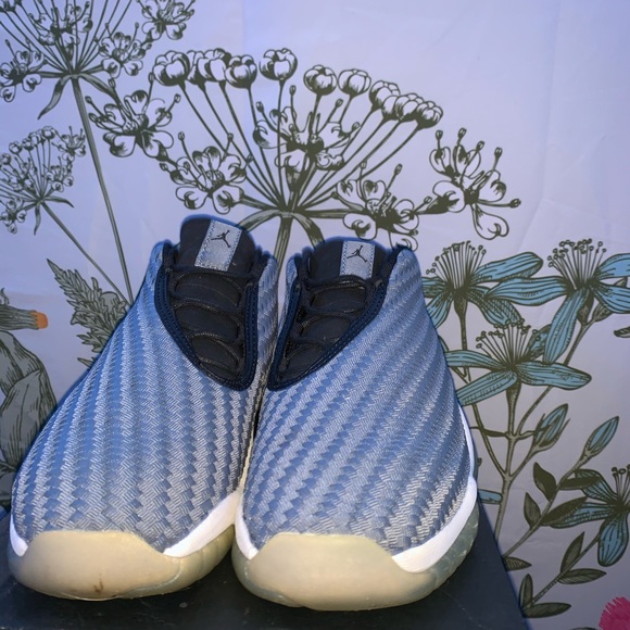 Air Jordan Future Low BG - Picture 2 of 5